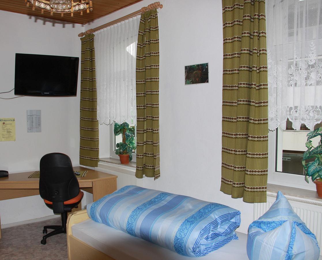 Hotel Bayerischer Hof Wiesau Eksteriør bilde